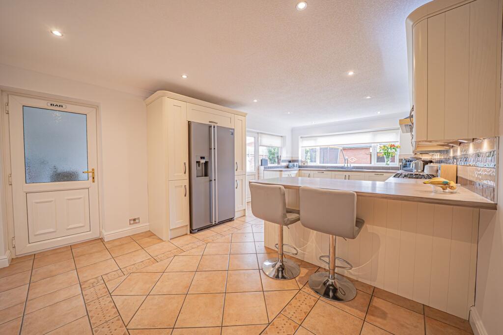 Additional image 33 of Stratford Road, Hockley Heath, B94