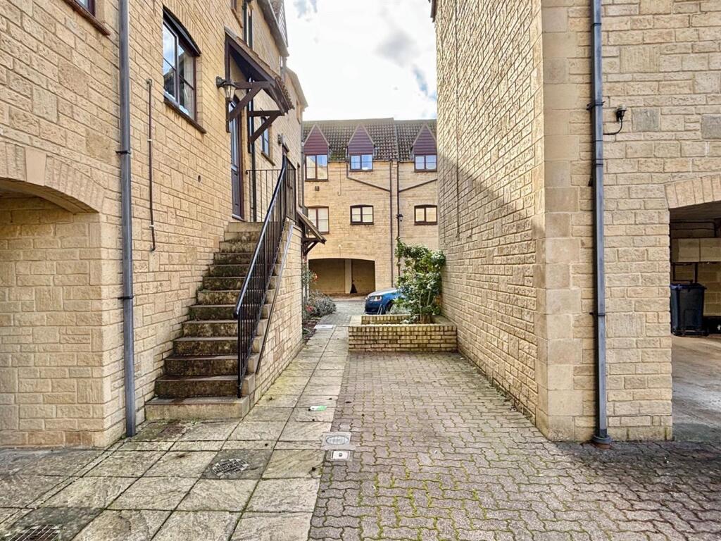 Additional image 8 of The Maltings, Bradford-On-Avon