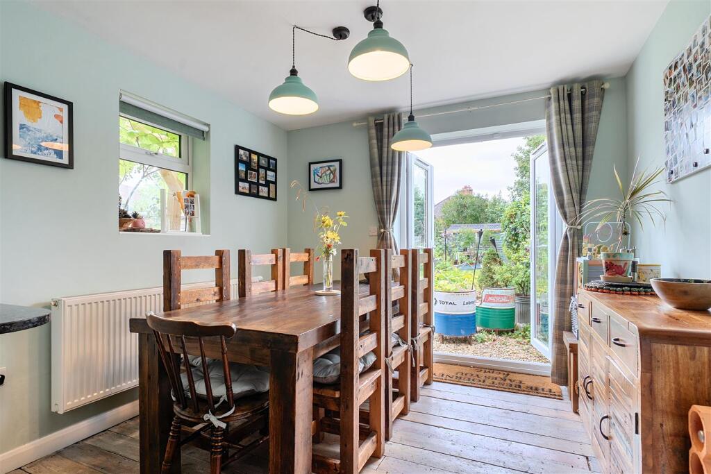 Additional image 18 of Clarendon Avenue, Trowbridge