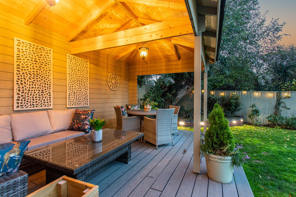 Additional image 19 of Youngs Court, Westbury