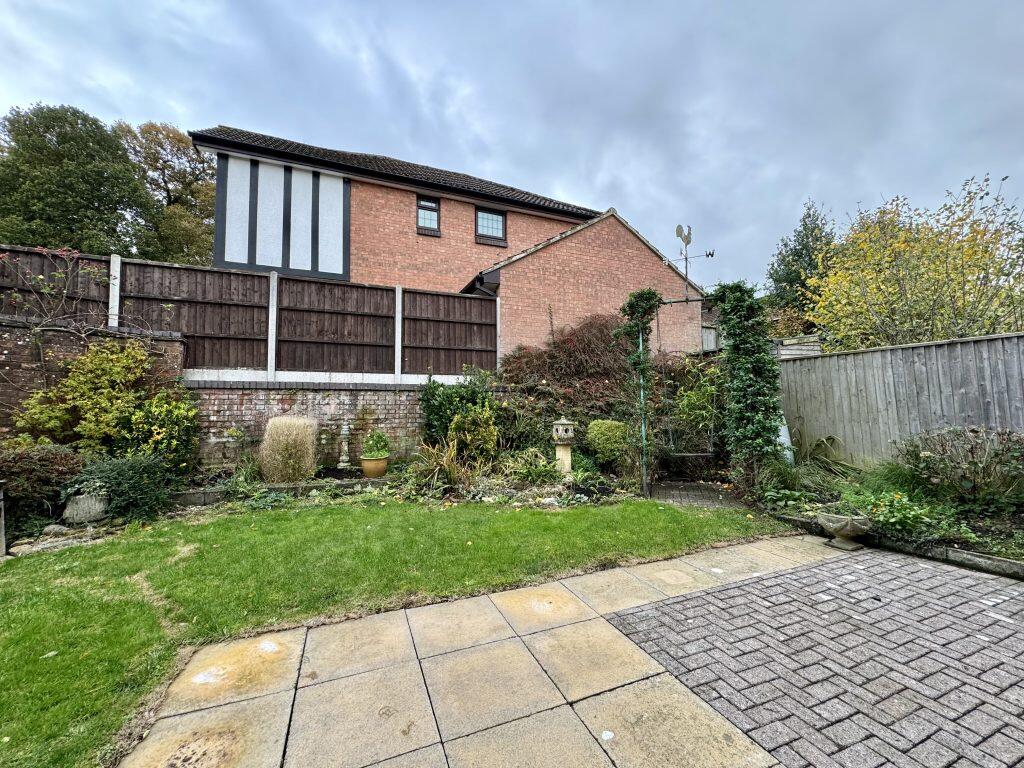 Additional image 15 of Laburnum Way, Yeovil, Somerset, BA20