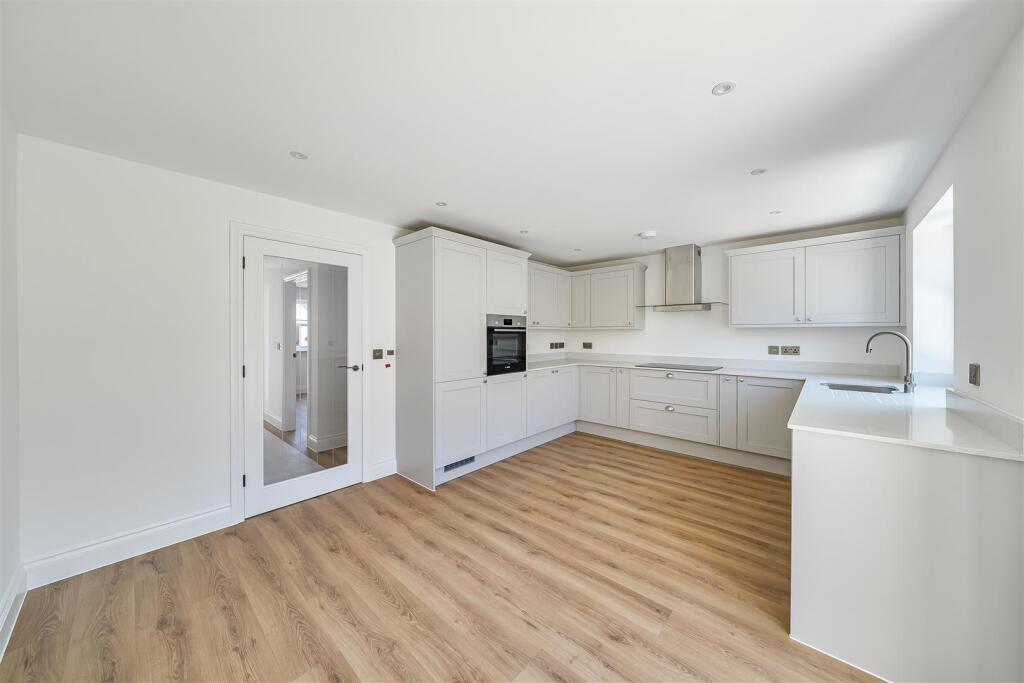 Additional image 20 of The Robins, Frome