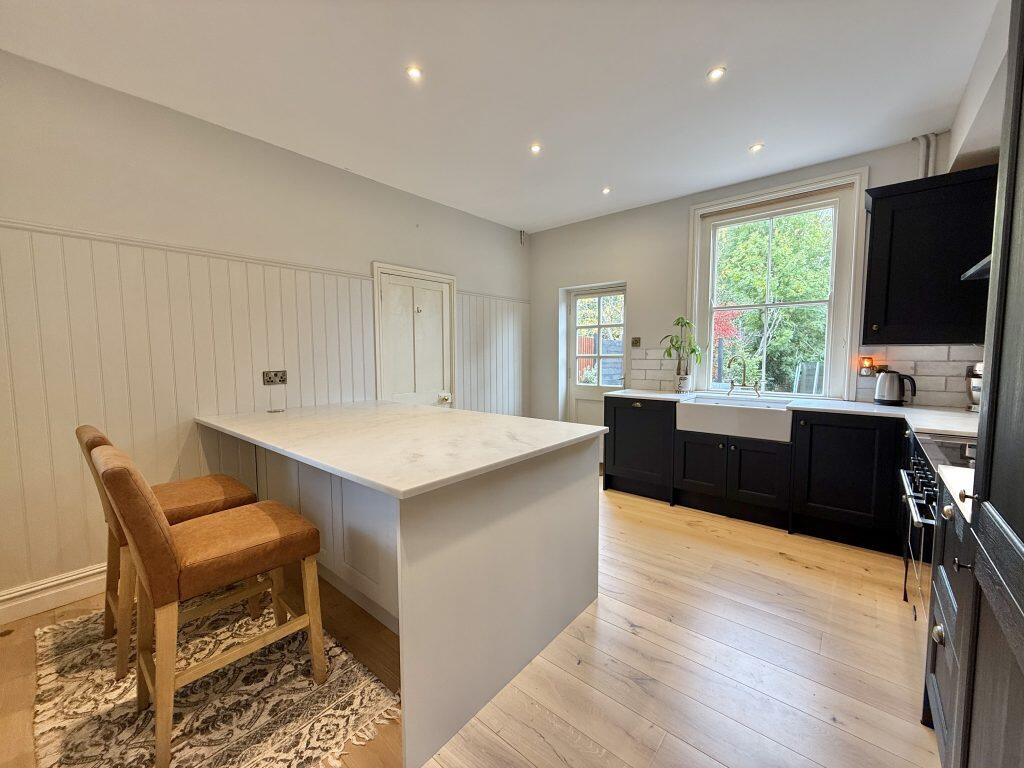 Additional image 3 of Grove Avenue, Yeovil, Somerset, BA20