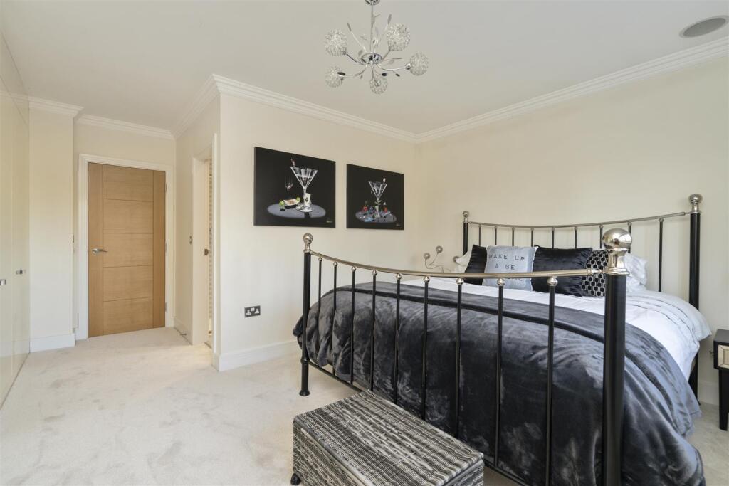 Additional image 29 of Avenue Road, Dorridge, Solihull