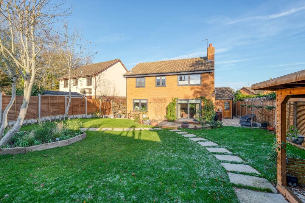 Additional image 16 of Lechlade Close, Redditch, B98