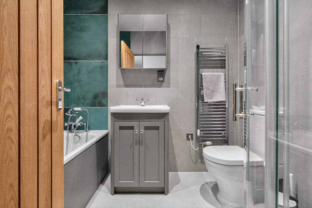 Additional image 11 of MOVE IN FOR CHRISTMAS, Bruton, BA10