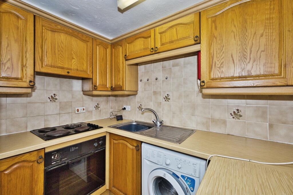 Additional image 7 of Manor Road, Yeovil