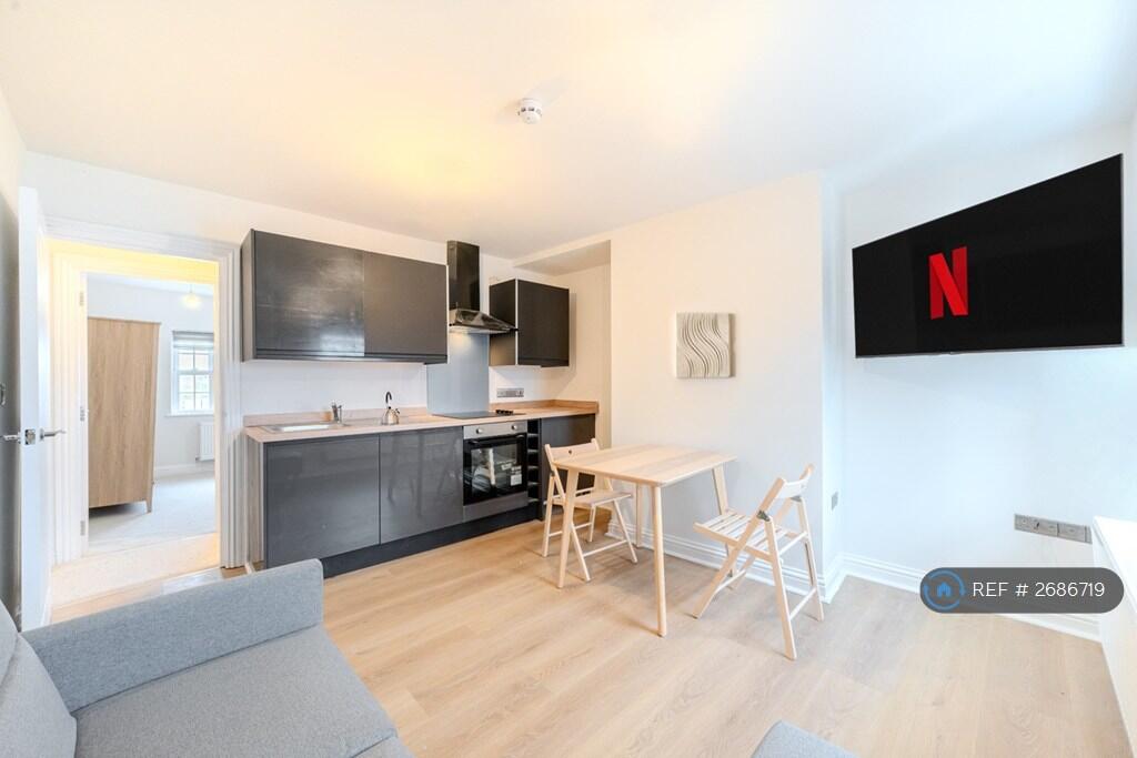 Additional image 4 of Stallard Street, Trowbridge, BA14