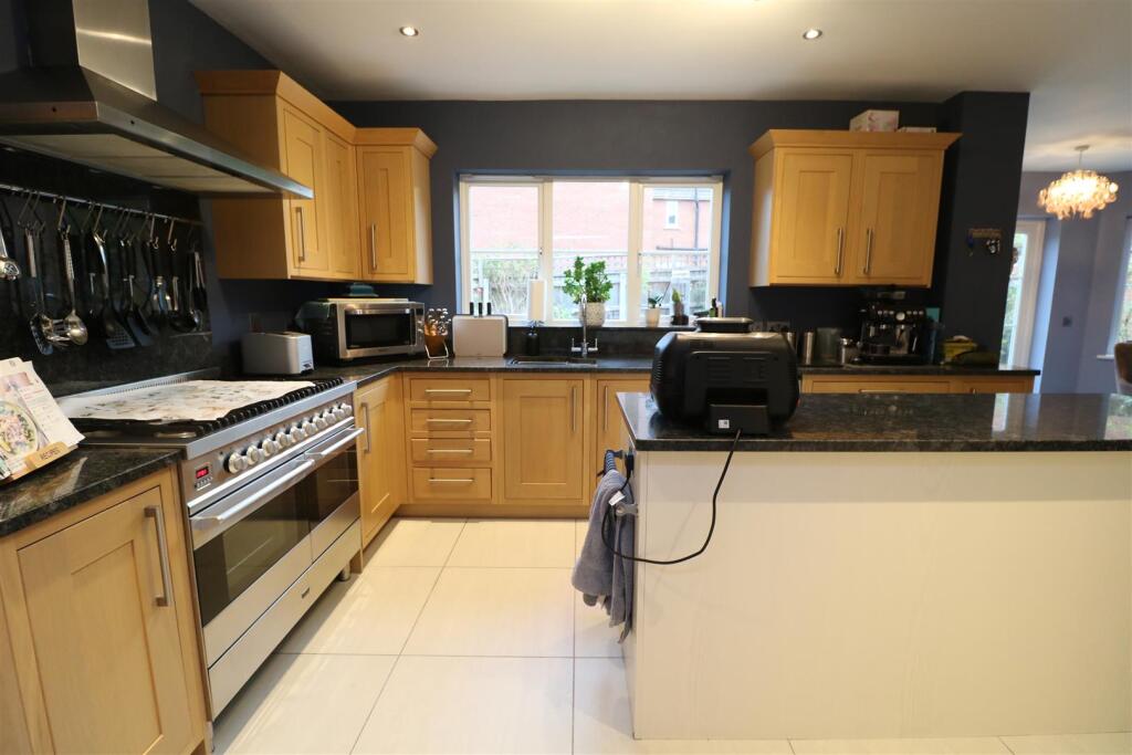 Additional image 6 of Caspian Gardens, Westbury