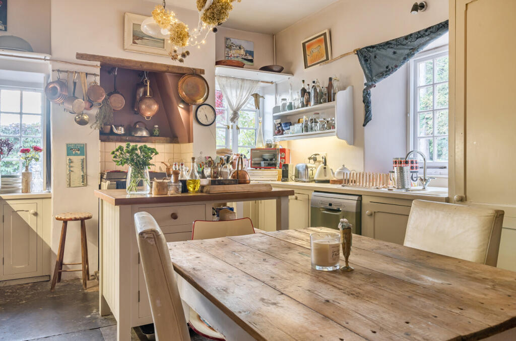 Additional image 21 of Castle Street, Mere, Wiltshire, BA12