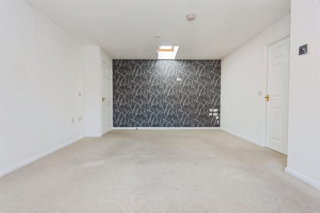 Additional image 5 of Pitchcombe Close, Redditch