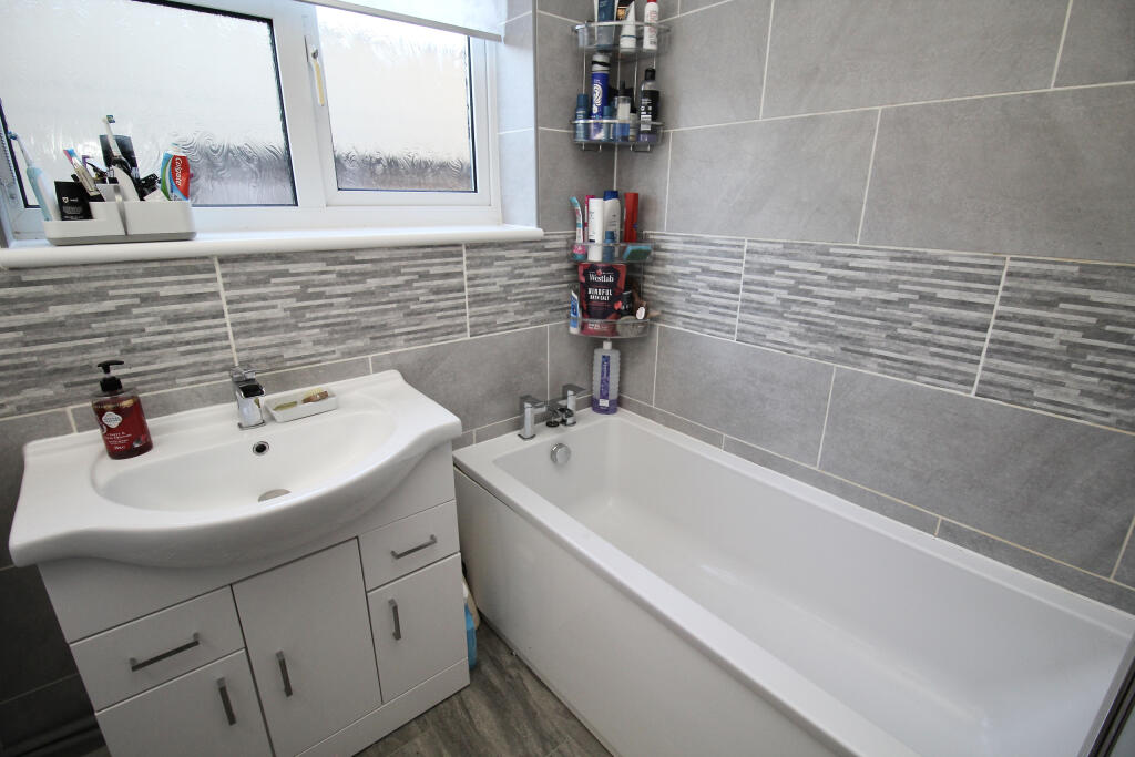 Additional image 11 of Oriel Road, Street