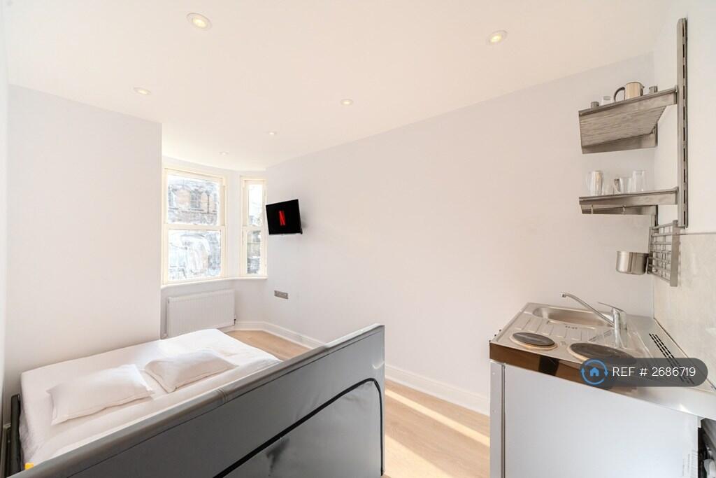 Additional image 7 of Stallard Street, Trowbridge, BA14