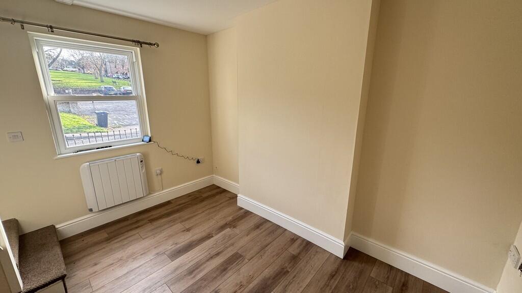 Additional image 4 of Bratton Road