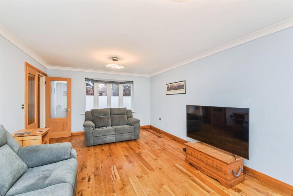 Additional image 14 of Bashkir Road, Westbury