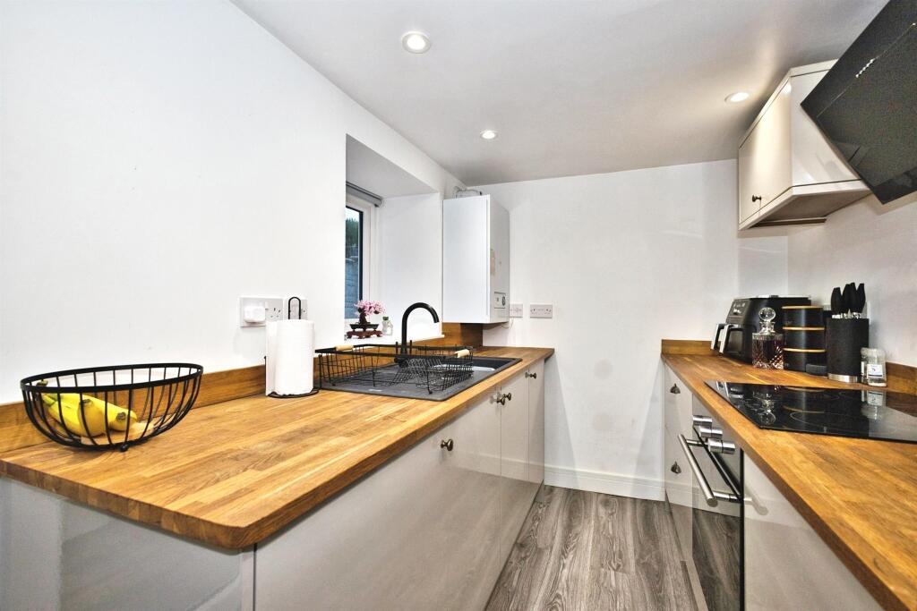 Additional image 14 of Huish, YEOVIL