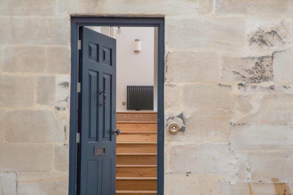 Additional image 10 of Queen Square, Bath, Somerset, BA1