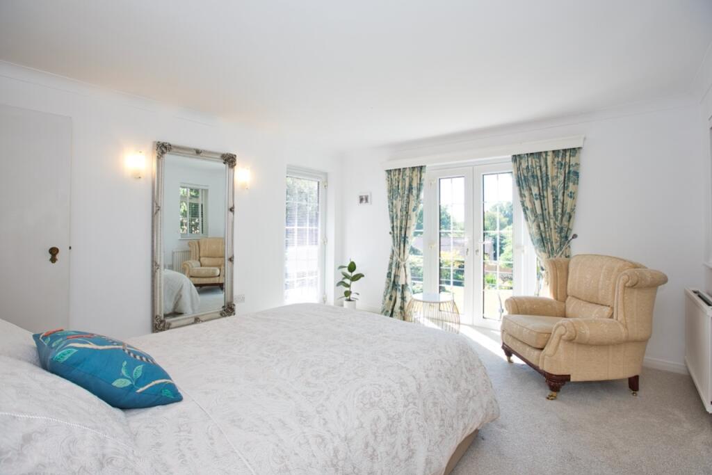 Additional image 20 of 21 Preston Road, Yeovil