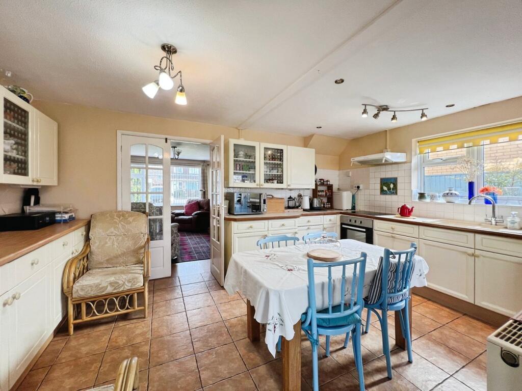 Additional image 7 of Pine Close, Street, BA16