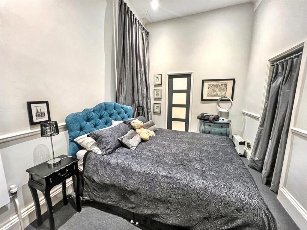 Additional image 5 of Milsom Street, Bath