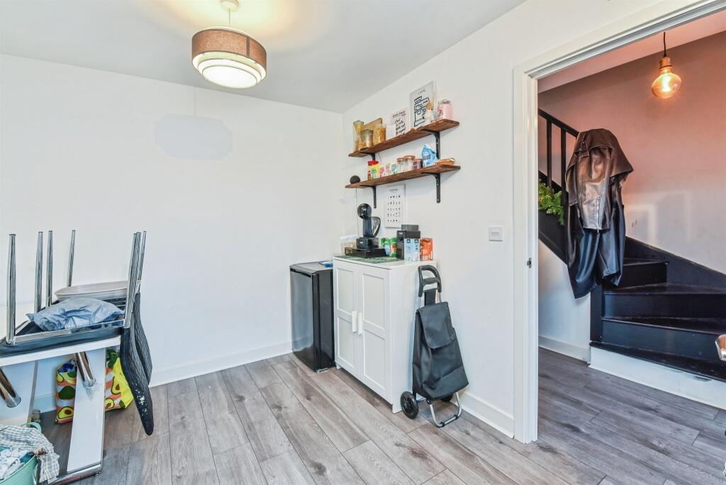 Additional image 11 of Amazon Way, Westbury