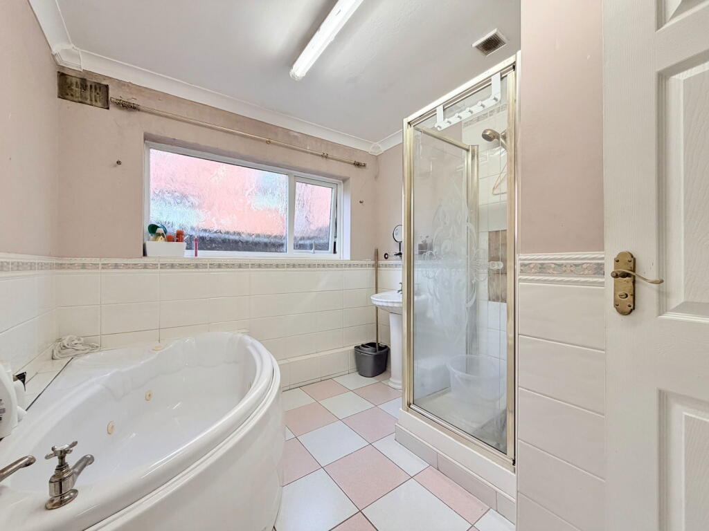 Additional image 6 of St. Bernards Road, Solihull, B92 7DF