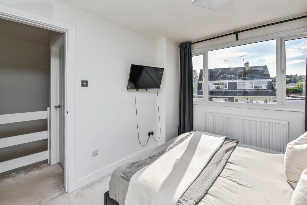 Additional image 15 of Langholm Avenue, Warminster