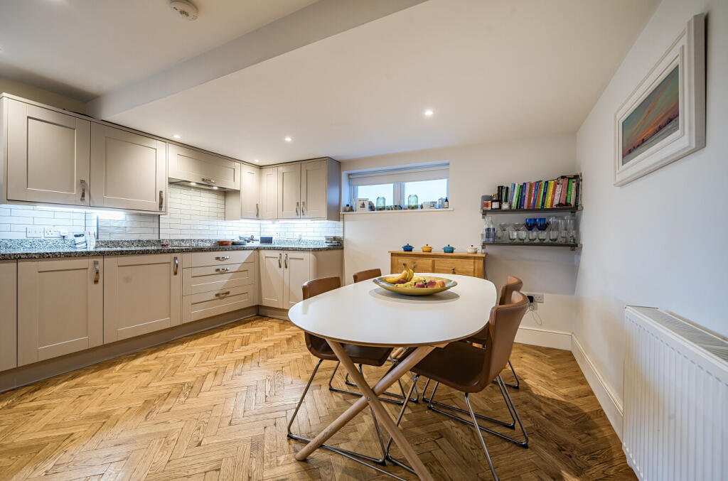 Additional image 2 of Park Close, Street, BA16