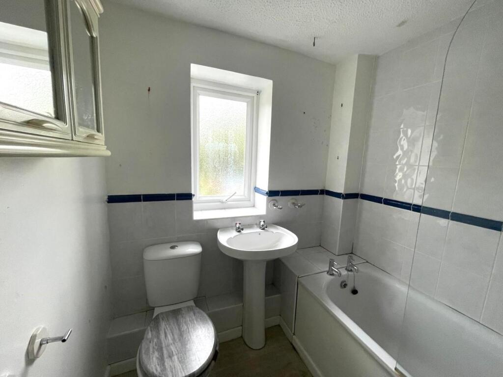 Additional image 11 of West End, Street