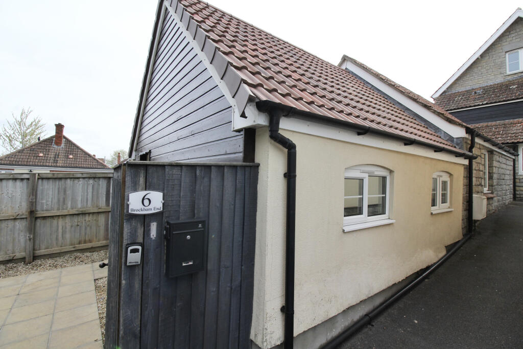 Additional image 13 of Hindhayes Lane, Street