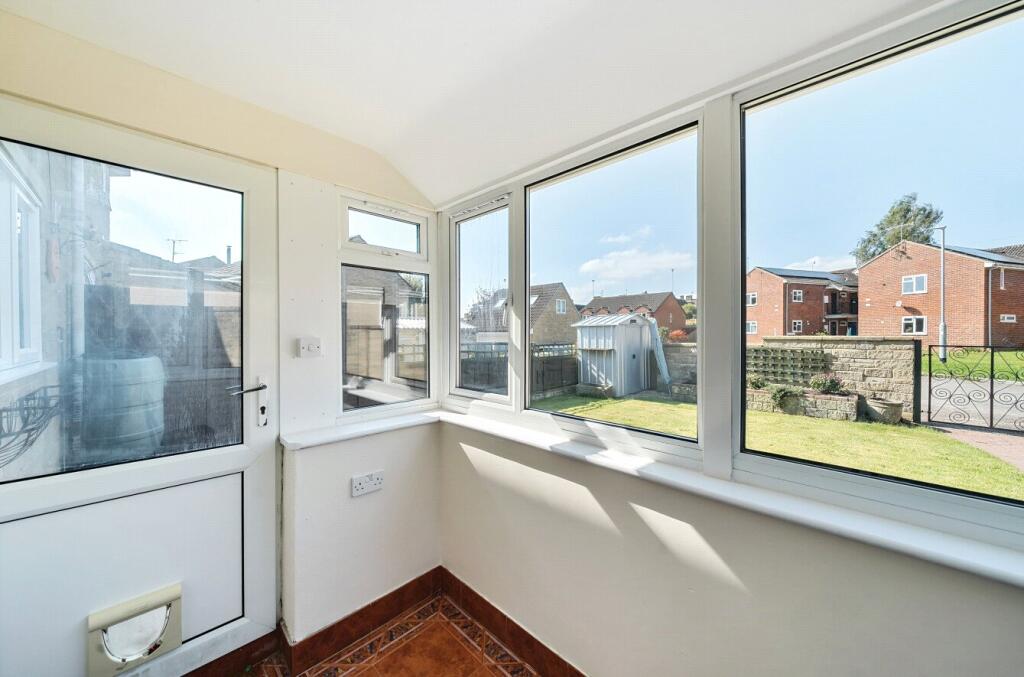 Additional image 7 of Brue Avenue, Bruton, Somerset, BA10