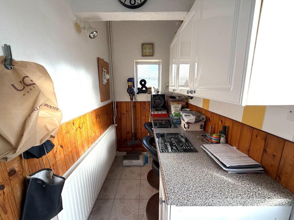 Additional image 6 of Stonehill, Street