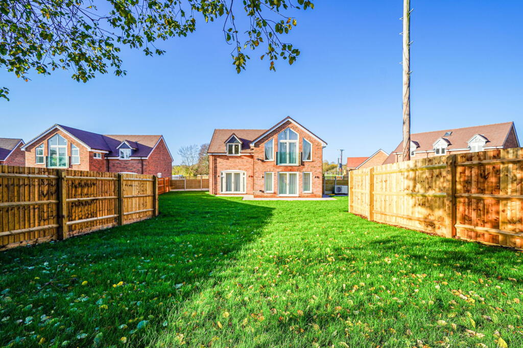Additional image 25 of The Aspen, Plot 4 Mayfield Farm, Henley-In-Arden