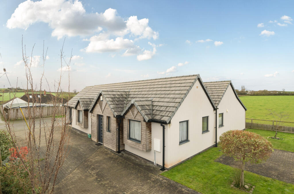 Additional image 3 of Long Lane, Walton, BA16