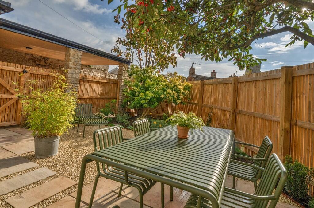 Additional image 14 of Quaperlake Street, Bruton, Somerset, BA10 0HA