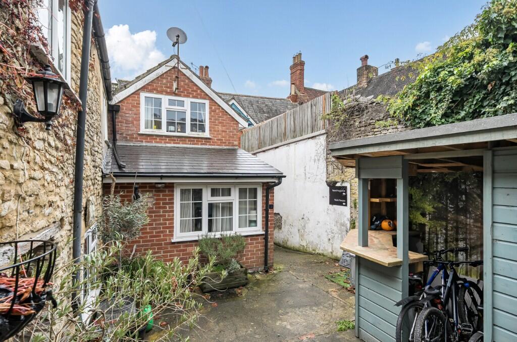 Additional image 2 of 9 High Street, Bruton, BA10 0AB (Incorporating 3 Higher Backway, Bruton, BA10 0DW)