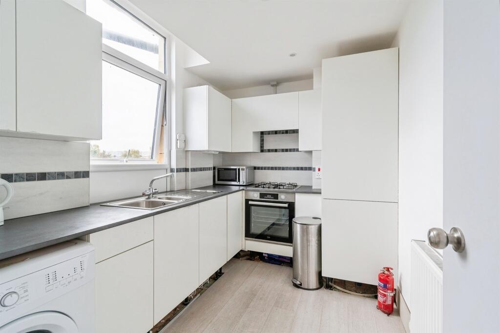 Additional image 4 of Victoria Terrace, Bath