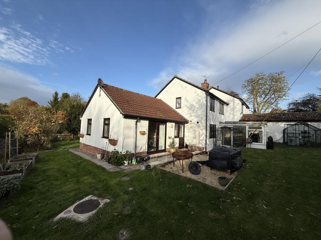 Additional image 3 of Yew House