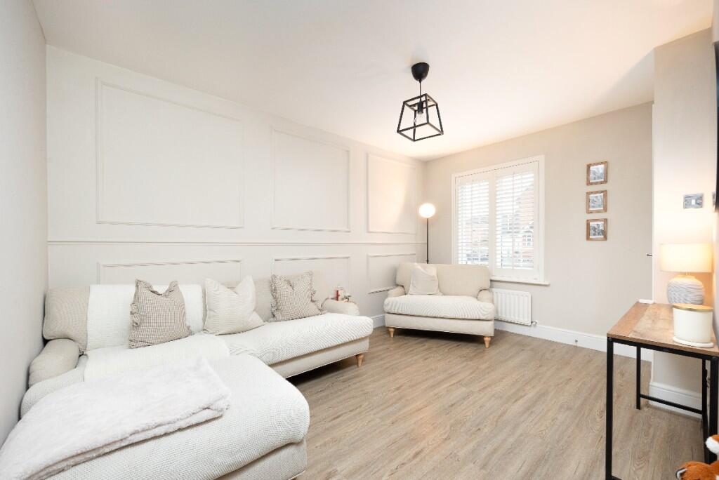 Additional image 2 of Cornbrash Rise, Paxcroft Mead