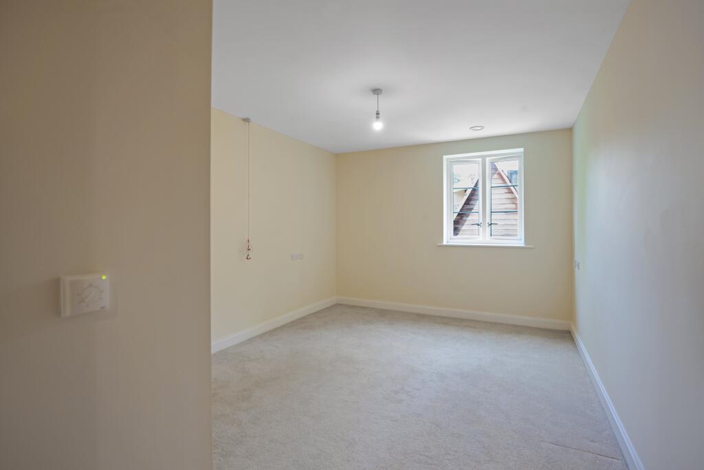 Additional image 6 of Gloucester Road, Bath, Somerset, BA1 8AZ