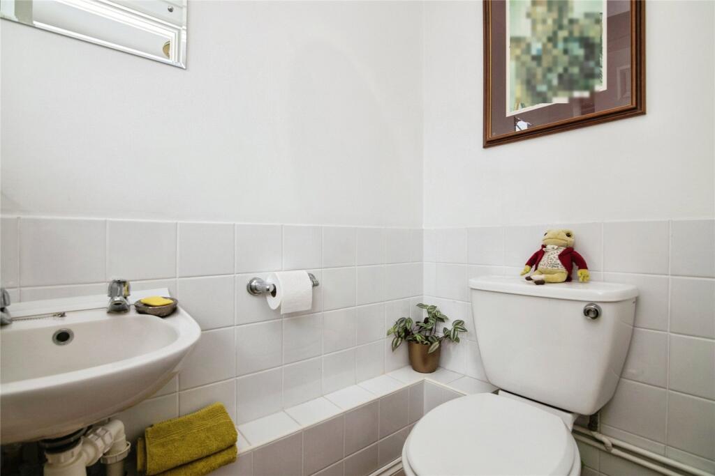 Additional image 5 of Hartlebury Close, REDDITCH, Worcestershire, B98