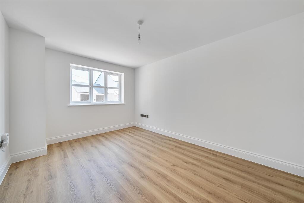 Additional image 9 of The Robins, Frome