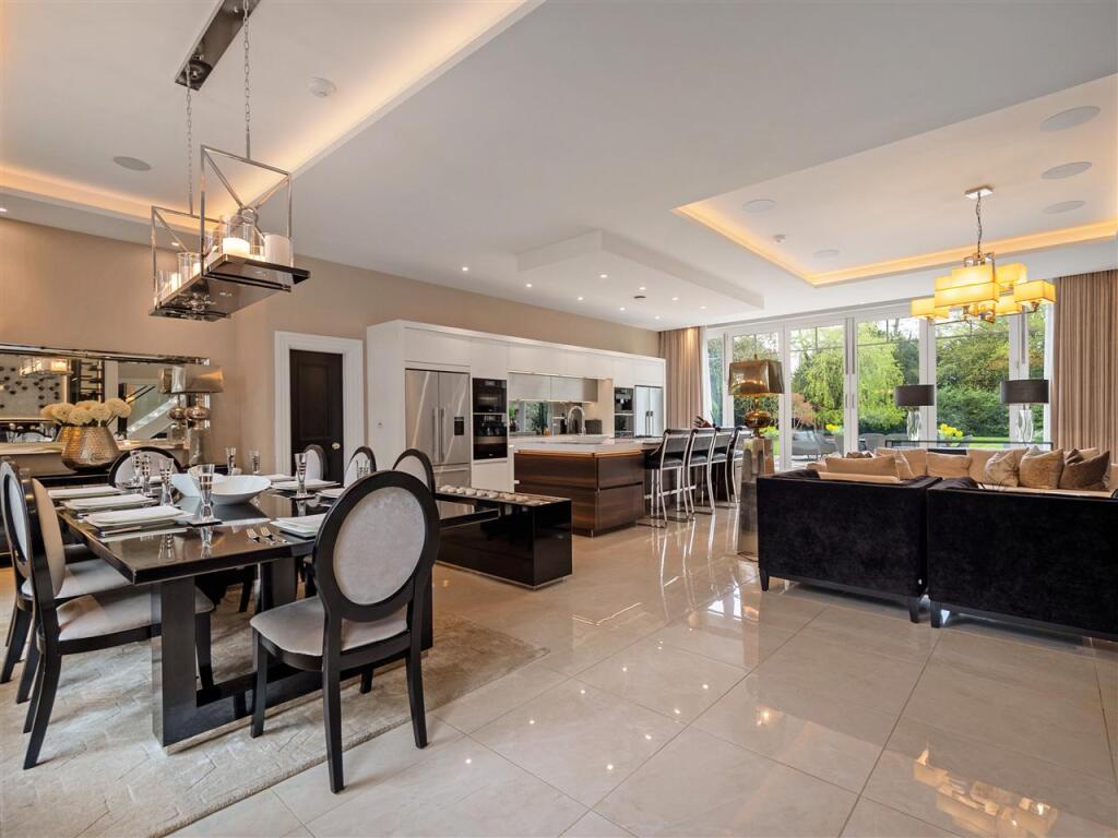 Additional image 15 of Earlswood Court, Leafy Lane, Solihull