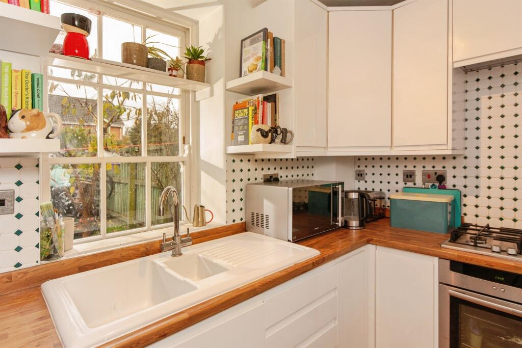 Additional image 3 of The Beeches, Warminster