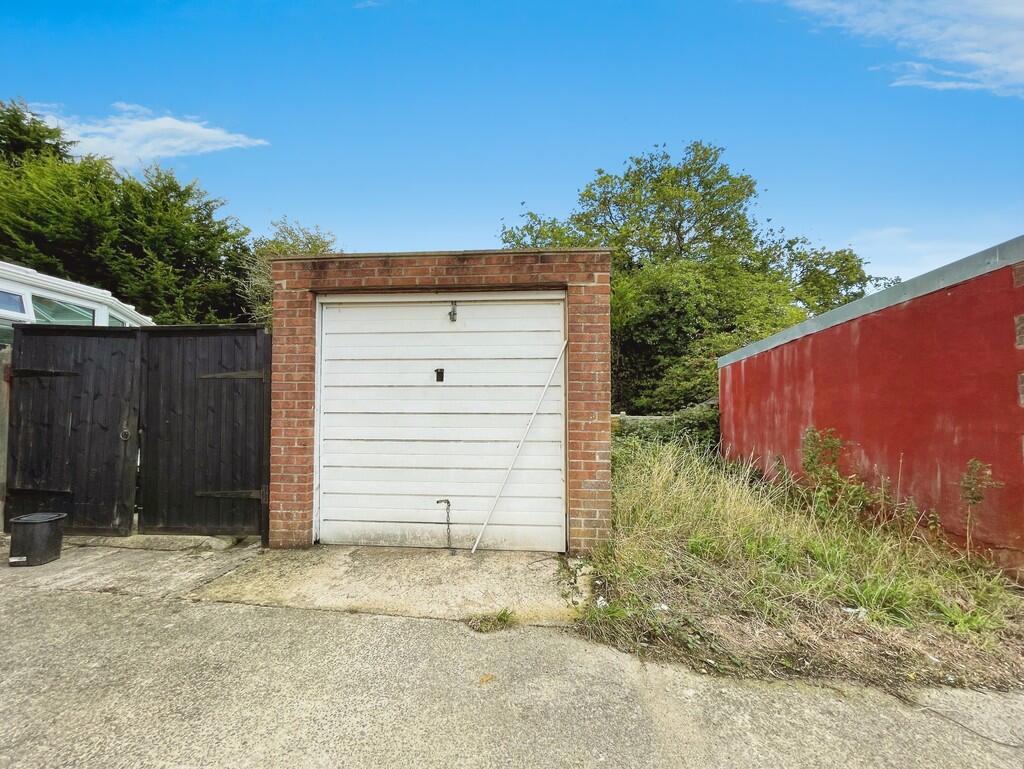 Additional image 24 of Priory Glade, Yeovil