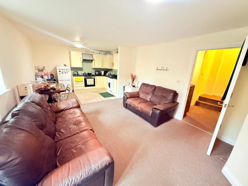 Additional image 4 of 8 Sherborne Road, Yeovil, BA21