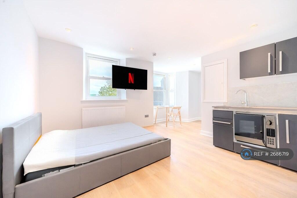 Additional image 6 of Stallard Street, Trowbridge, BA14