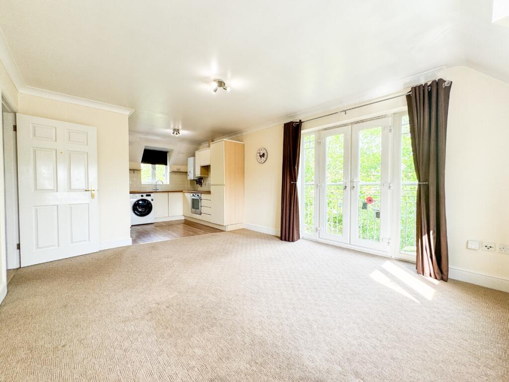 Additional image 4 of Birches House, 245 Birchfield Road, Redditch, Worcestershire
