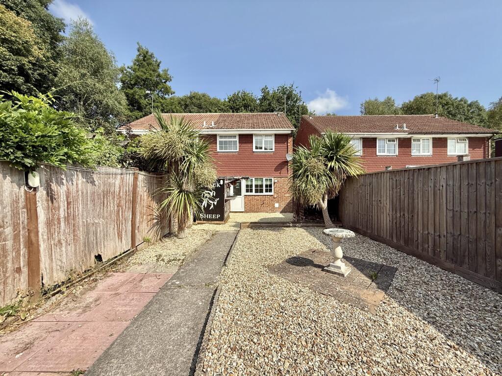 Additional image 2 of Holly Tree Walk, Yeovil, Somerset