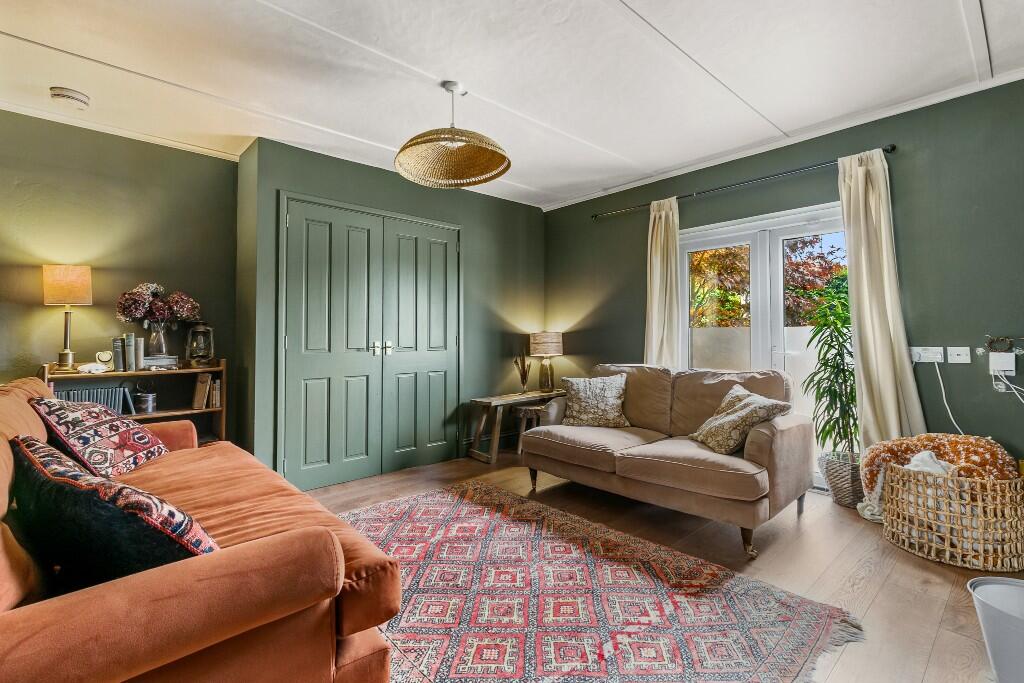 Additional image 3 of Burrowfield, Bruton, Somerset, BA10 0HN